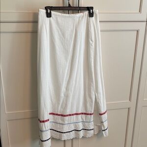 Liz Claiborne White Midi Skirt with Red, Blue and Navy Trim